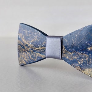 Blue men's bow tie in resin, Groom and best man bow tie, Groom suit ties, Ready to wear bow tie, Wedding accessory image 3