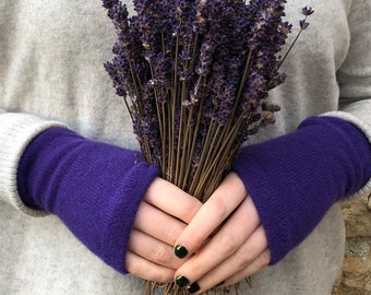 Purple 100% cashmere upcycled   fingerless gloves with hand-stitched thumbholes