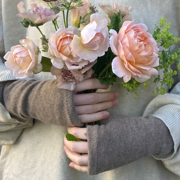 Soft beige upcycled 100% cashmere  fingerless gloves