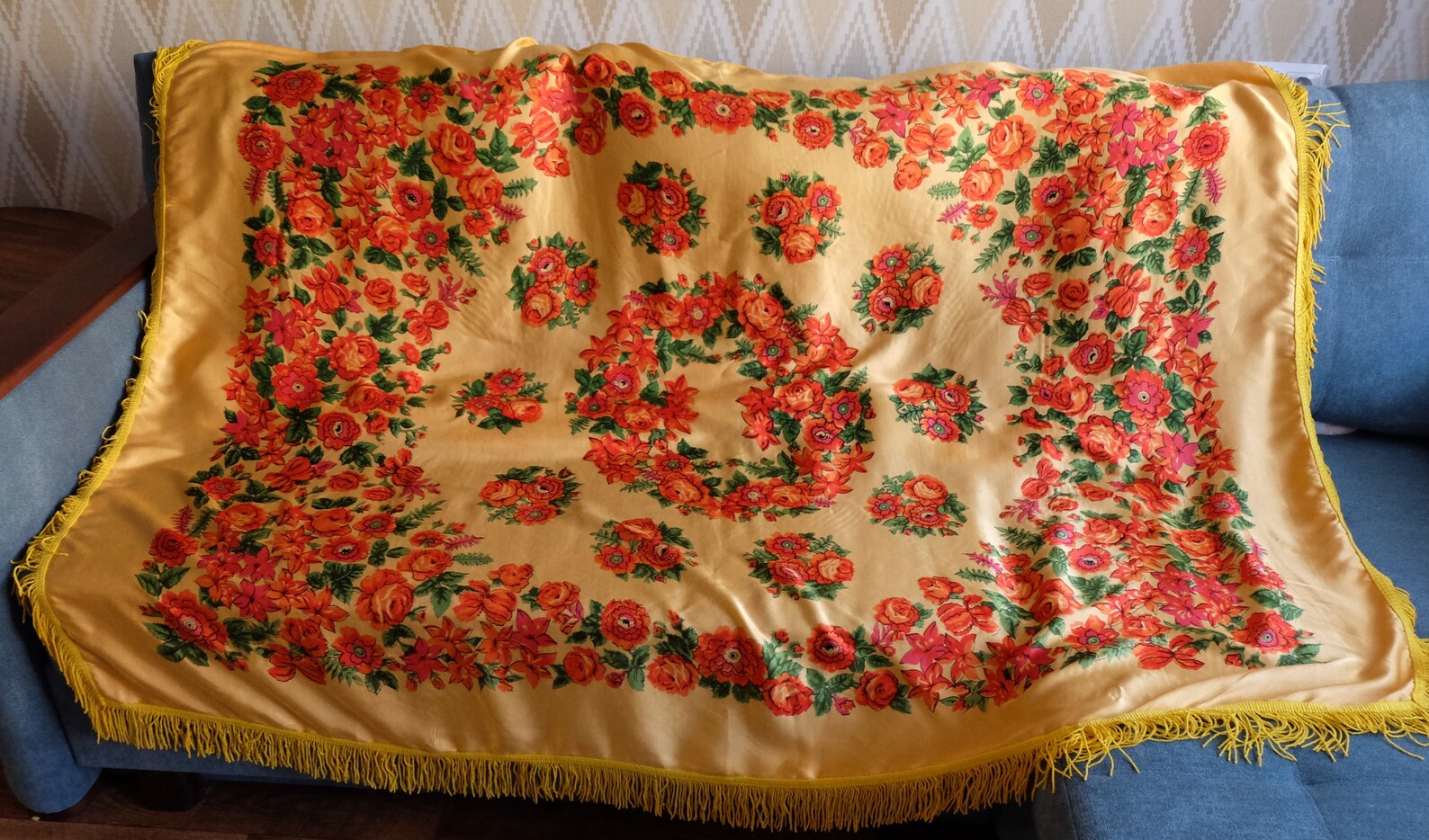 Vintage Tablecloth satin satiny silk touch table cloth table Etsy