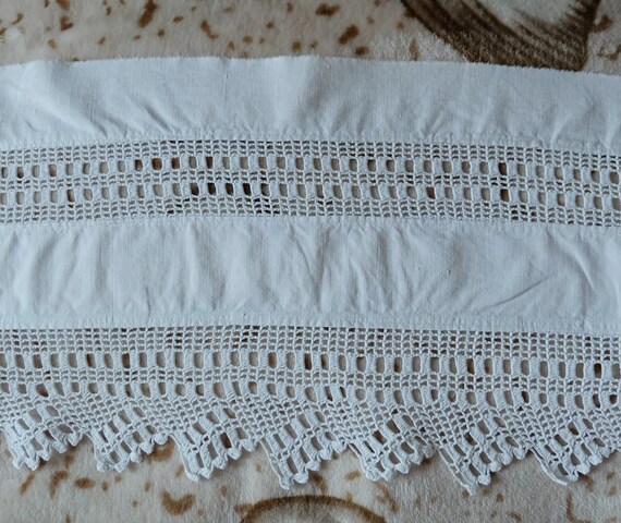 antique lace edging