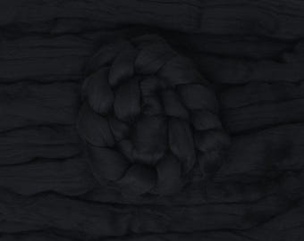 Merino Wool Combed Top Roving Fibre for Spinning or Felting "Raven"
