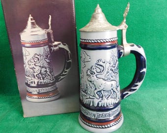 Avon 1976 Wildlife Stein