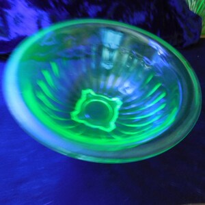 Uranium Glass Mixing Bowl