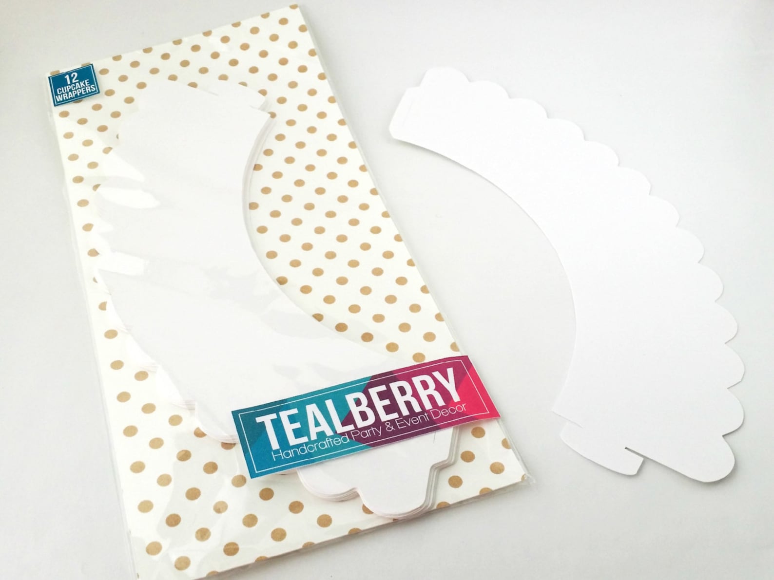 12 White Cupcake Wrappers Standard Sized White Wedding Etsy