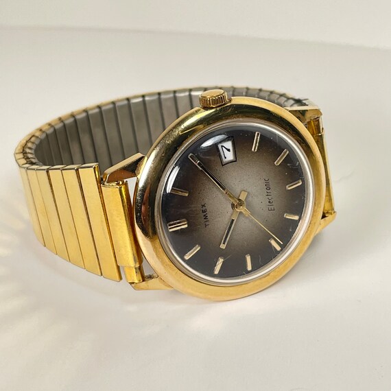 Vintage Timex Electric Watch Gold Tone 37mm New Batte… - Gem