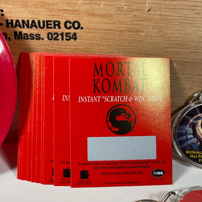 Vintage Mortal Kombat Keychains Flying disks & scratch offs image 4