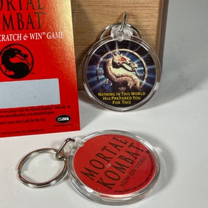 Vintage Mortal Kombat Keychains Flying disks & scratch offs image 3