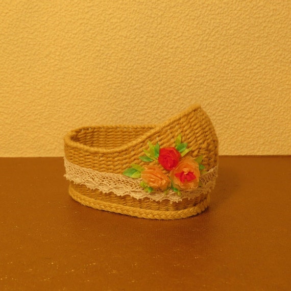 dolls wicker moses basket