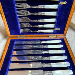 Beautiful Antique Silver Plated Set of Cutlery With  Mother of Pearl Handles, 12 pieces