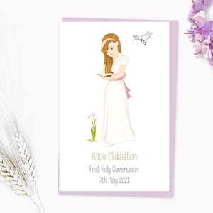 Cartão Comemorativo de Primeira Comunhão Menina (Cabelo Loiro) - Cartão Personalizado - Editar Online - PDF, PNG, JPG - Download direto - Cabelo Loiro Menina