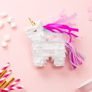Plantilla e instrucciones de piñata de unicornio - Mini piñata - Regalo - Decoración de fiesta- SVG, PNG, PDF - Descarga - Archivos de Corte