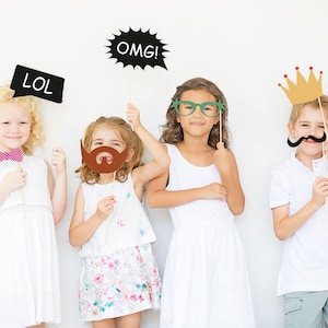 Essentials Photo Booth and Sign - Cutting Files - Disguises and props - Instant download