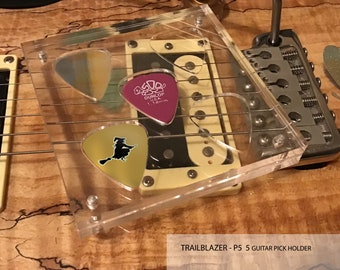 Trailblazer P5 guitar pick holder