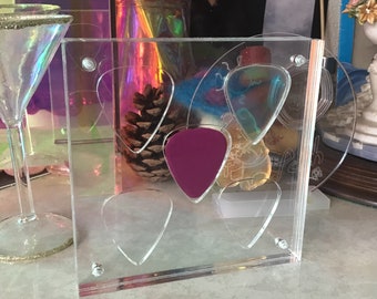 Trailblazer acrylic guitar pick display holder to take 5 fender or dunlop picks. magnet fix.