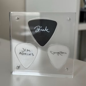LEGACY - P3 guitar pick holder. Takes 3 picks (2 fender and 1 Tri)