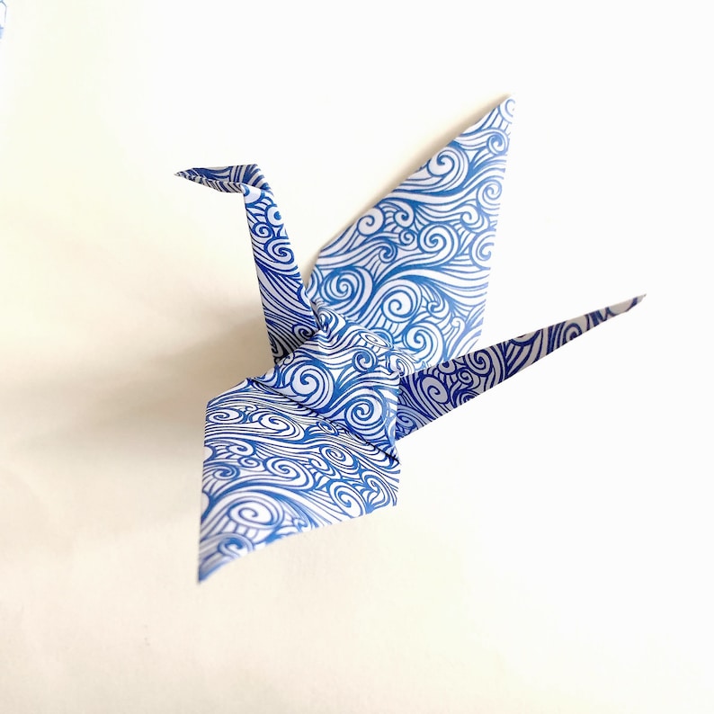 12 Large Origami Cranes-Blue&white paper/ Origami Crane Room Decoration /Origami Cranes immagine 2
