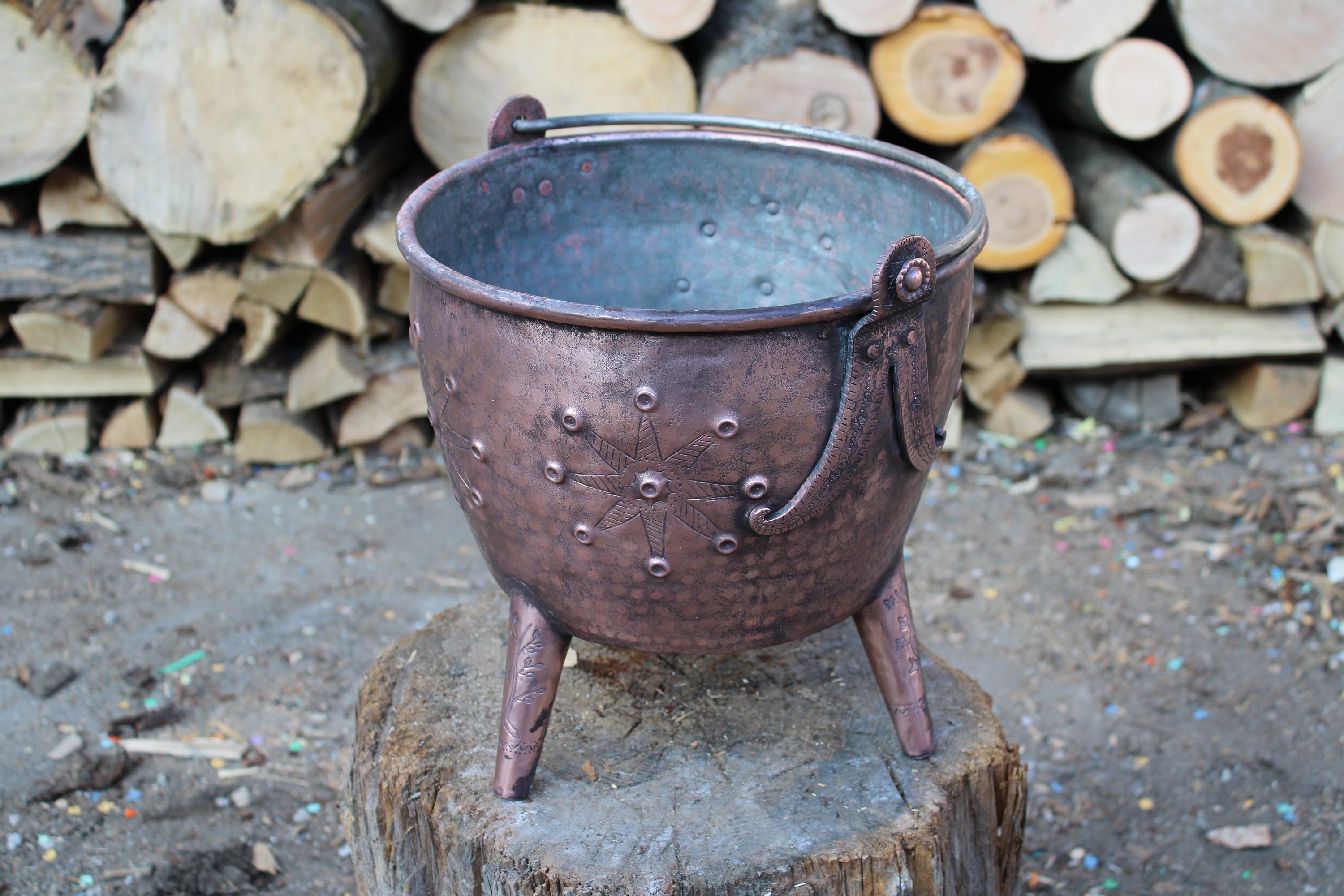 Antique Copper Cauldron With Feet - Vintage Large Vase & Planter for ...