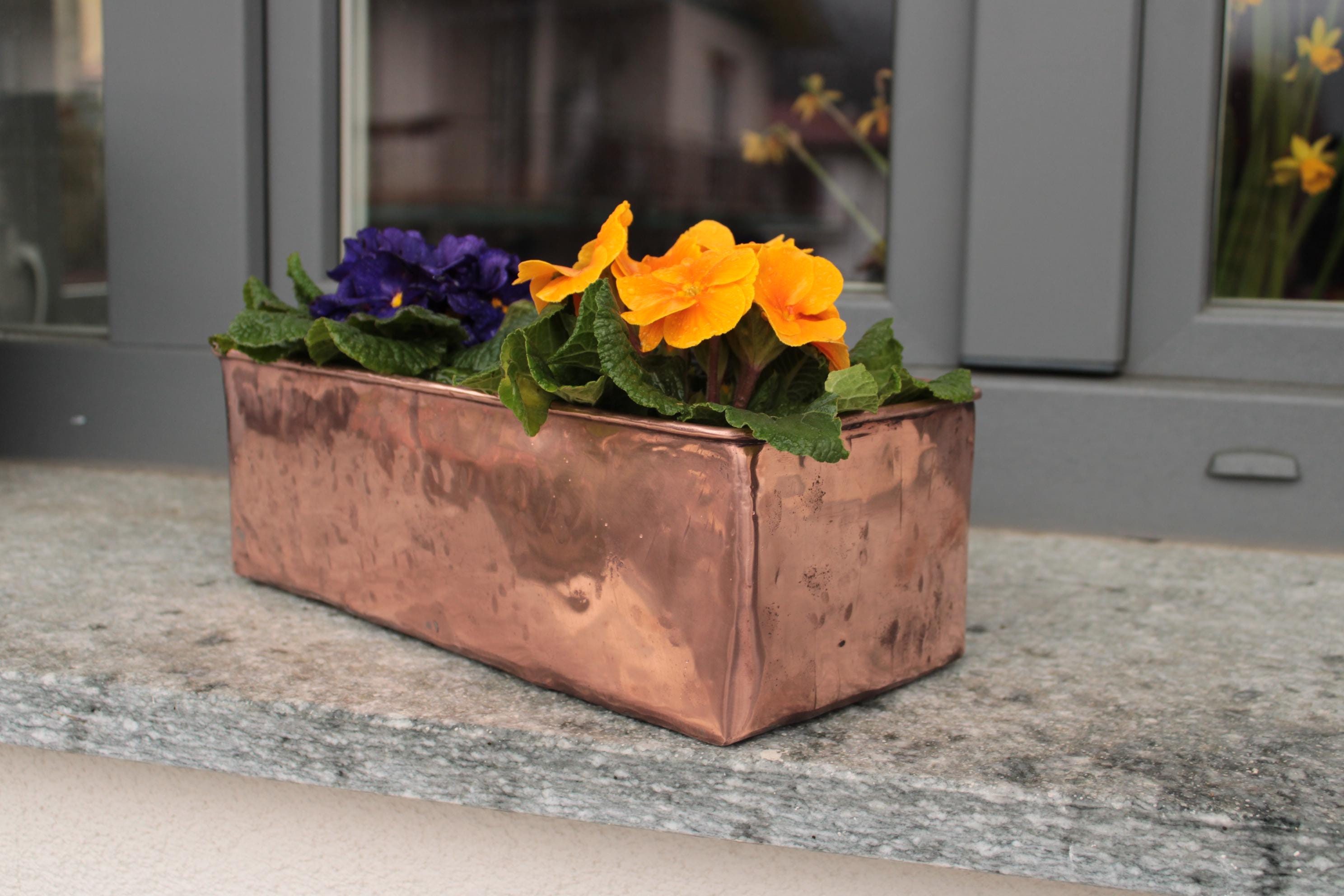 Fioriera Da Balcone Giallo-Verde 75x18x17 Cm – Vaso Lungo In Plastica Resistente Ai Raggi UV E Agli Agenti Atmosferici, Design Grigliato, Per Ringhiere E Davanzali