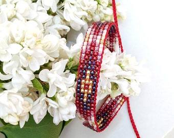 Beaded Bracelet with Toho seed bead, red, gold,  jewelry for woman, boho style, bohemian and folk, handmade