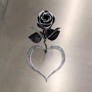 Hand-Forged Steel Rose on Heart Stand – Forever Rose Gift for Anniversary, Wedding, or Valentine&#39;s Day