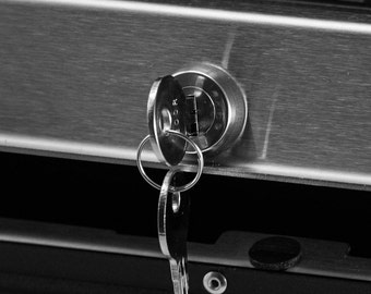 Cam lock replacement with 2 keys