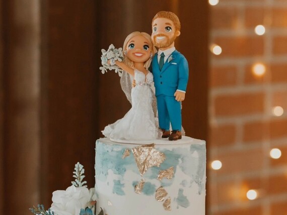 Teal Wedding Cakes Topper With Bride And Groom Cute Wedding Cake