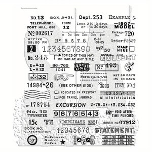 Puede incluir: Un collage de estilo vintage de efímeras impresas, que incluye talones de boletos, formularios y sellos. El diseño presenta varios números, texto y símbolos en tinta negra sobre un fondo texturizado blanquecino. El tema recuerda a documentos históricos.