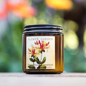 Scented candle Honeysuckle Jasmine, natural vegan soy candle, hand poured candles, mom gift, flower candle