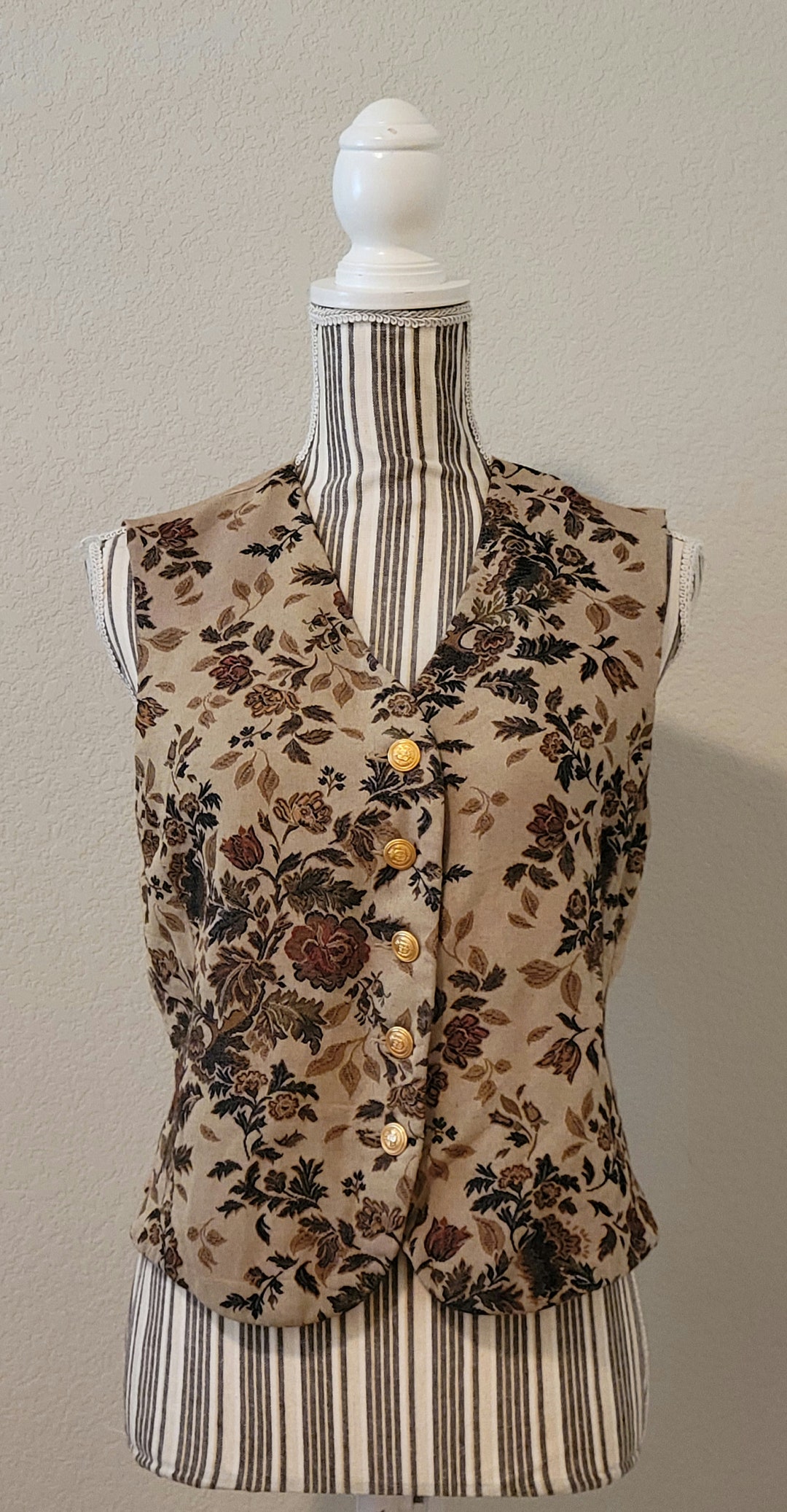 Pin-Up Girl Vest