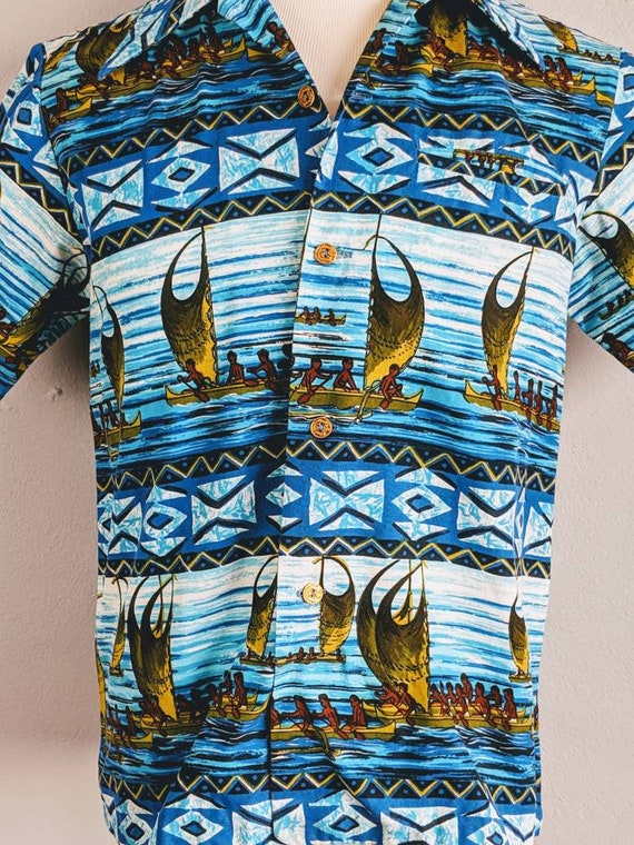 SALE *** Vintage Pacific Isle Hawaiian Tiki Shirt - image 3