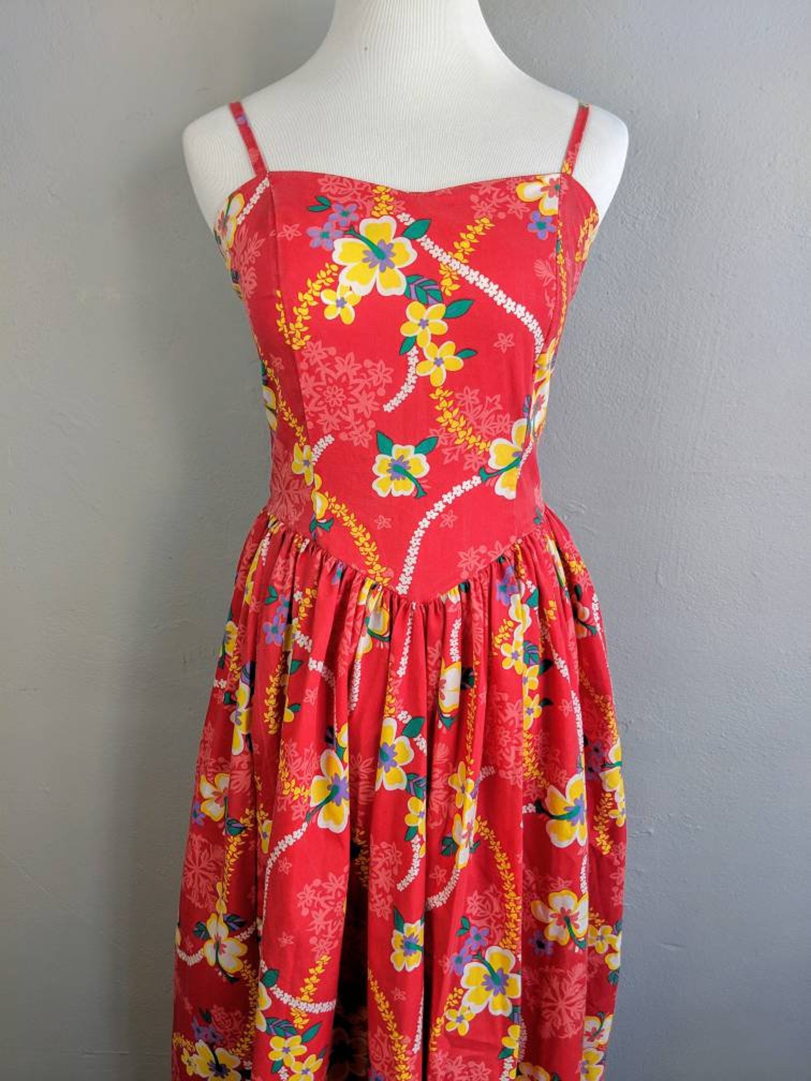 Beautiful Vintage Hawaiian Tiki Dress by Rainbow Hawaii XS | Etsy