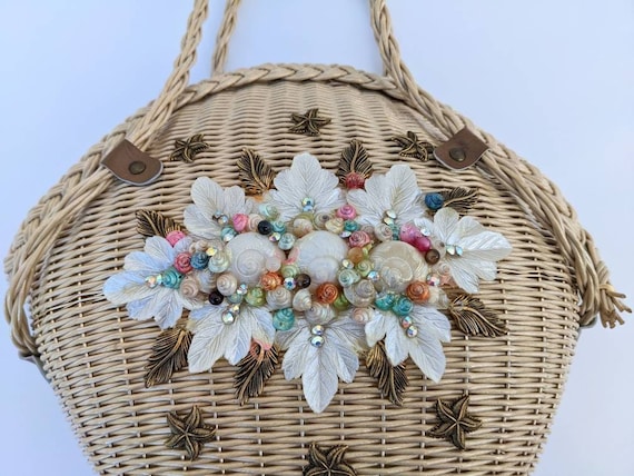 SALE *** Incredible Shell Adorned Vintage Wicker … - image 2