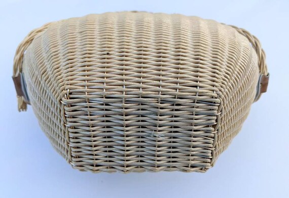 SALE *** Incredible Shell Adorned Vintage Wicker … - image 6