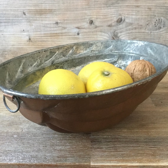 フランスアンティークマドレーヌ型 トレイ