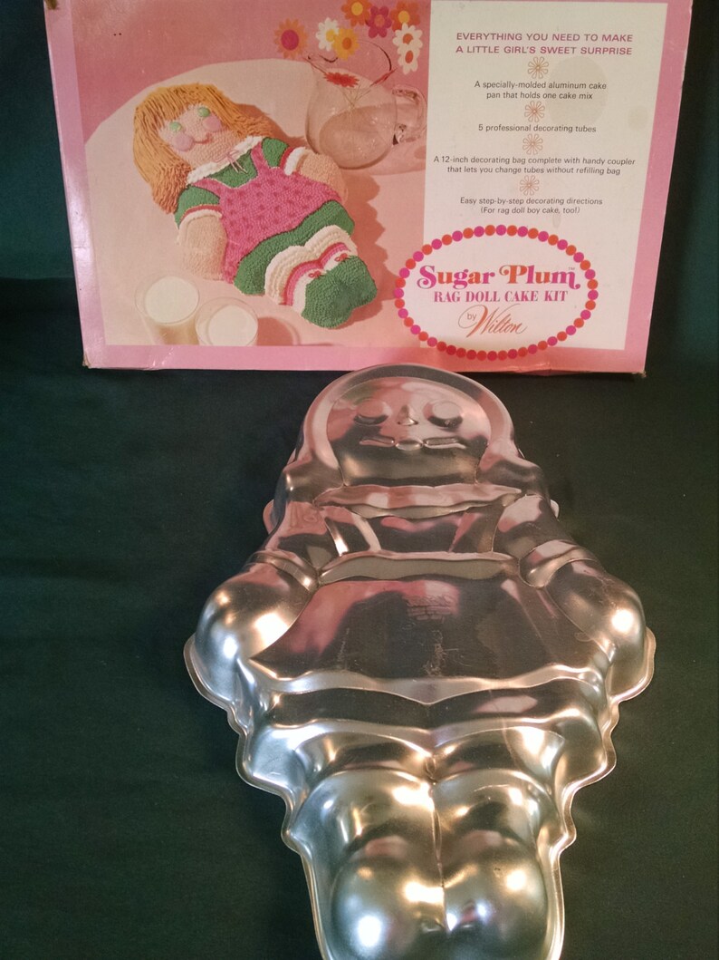 doll cake pan set