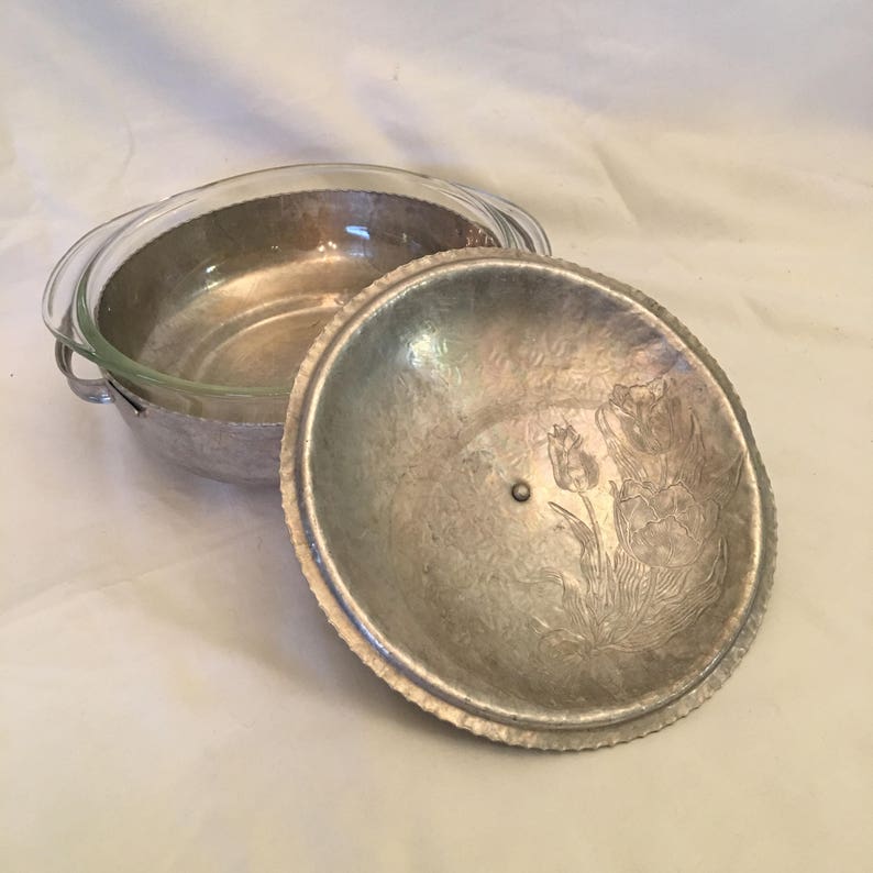 Hammered Aluminum Covered Serving Dish Casserole Dish Pyrex Etsy