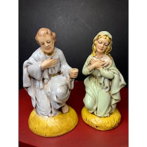 Beautiful Nativity Figures Mary & Joseph Replacement Handpainted Gray Green READ