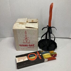 HTF Vtg Groovy Flame Art Candleholder & 8 Drip Wax Candles Creates Design