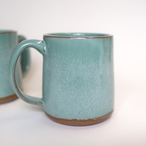Handcrafted Ceramic Coffee Mug – Unique Pottery Mug, Artisan Made, Perfect for Coffee Lovers
