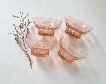 Vintage 4 pink glass bowls/French tableware/Art Deco tableware/retro chic/40s-50s/shabby boho gift/ice cream dessert glass/liqueur aperitif