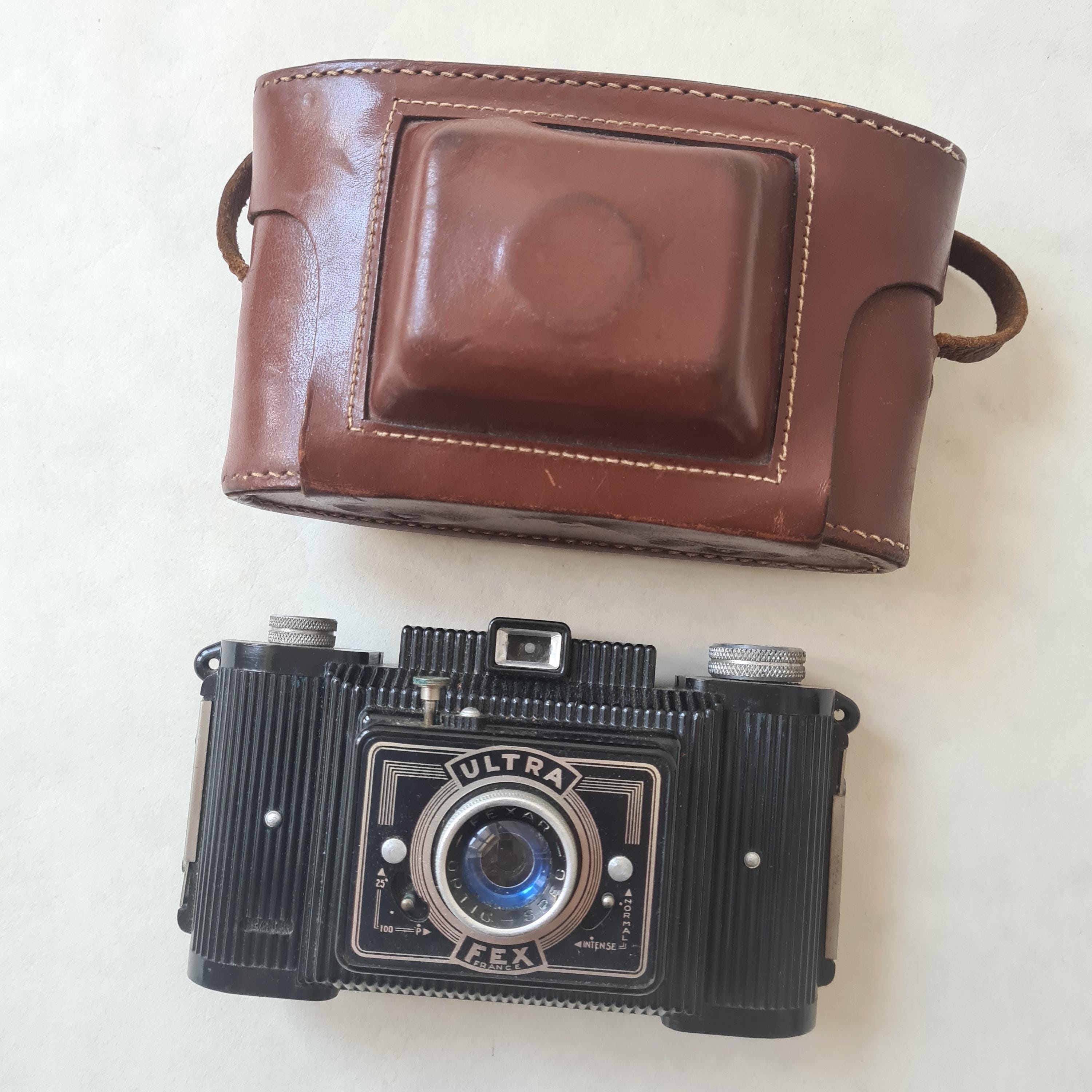 Appareil Photo Ancien Ultra Fex Des Années 50 - Avec Son étui D'origine