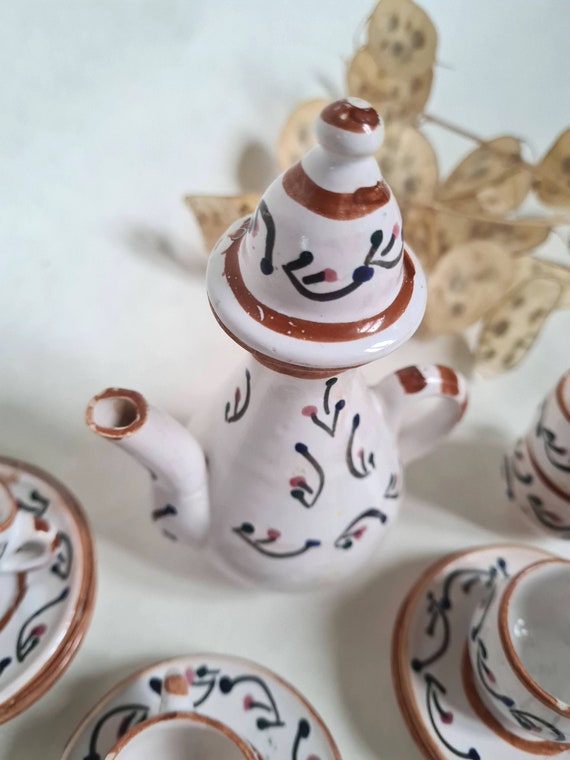 Ancienne Dinette Poupées – Service Miniature – Coffret Jouet Bretagne