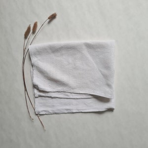 Vintage kitchen linen tea towel/thick woven cotton canvas/white rectangle/old 50s period/wash cloth/French France artisanal flea market