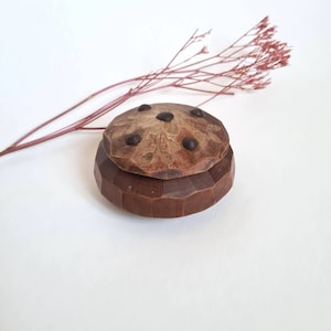 Vintage runde Holzbox/handgefertigt/Sammlungsaufbewahrung/Schmuck Schlafzimmer kleines Geschenk/kleine Dekoration/rustikaler Chic Retro