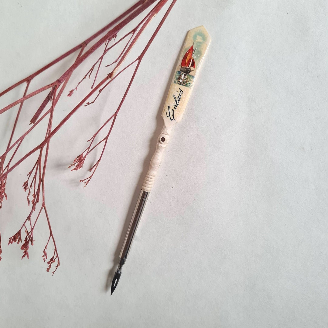 Vintage Fountain Pen Holder With View Pen Box Calais Dragon Eye City