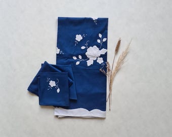 Mantel vintage 4 servilletas/bordado de flores blancas de algodón azul/bordado hecho a mano/ropa de casa elegante antigua elegante/francés artesanal