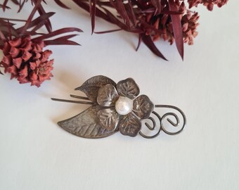 Broche Fantaisie Vintage En Métal Doré - Occasion Avec Traces D'usure, Style Rétro Chic