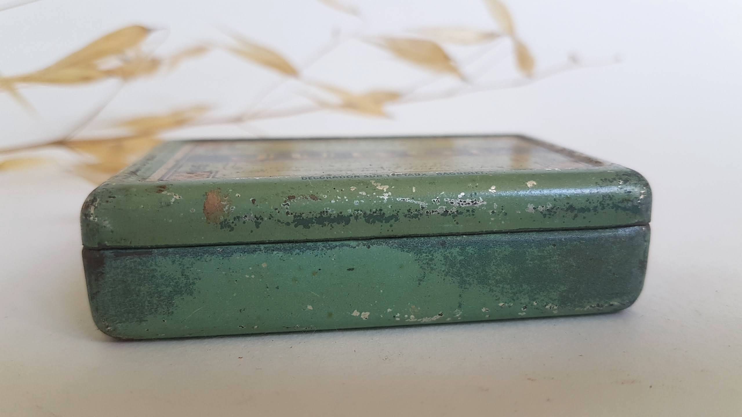 ANCIENNE BOITE / pot à sel Salz et chêne massif à suspendre - bon état EUR 15,00 - PicClick FR