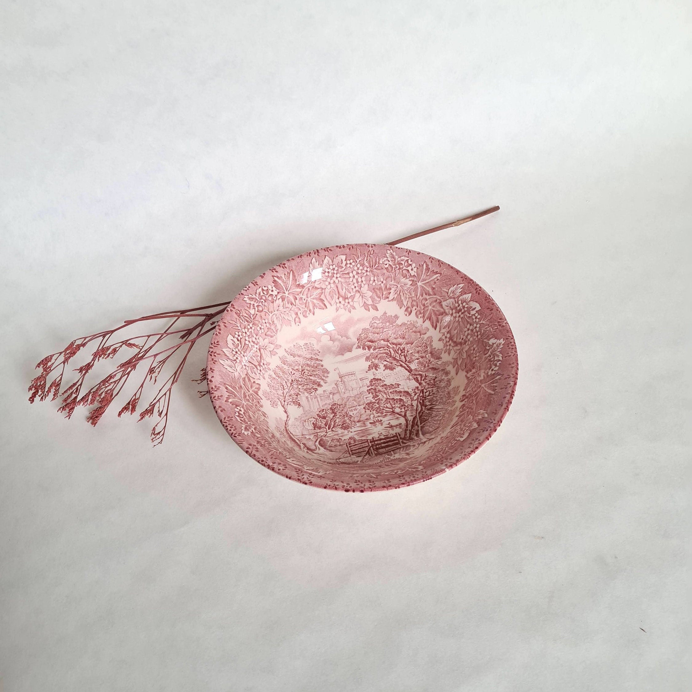 Plat Saladier En Porcelaine Sur Piédouche - Décor De Roses (occasion, Bon état)